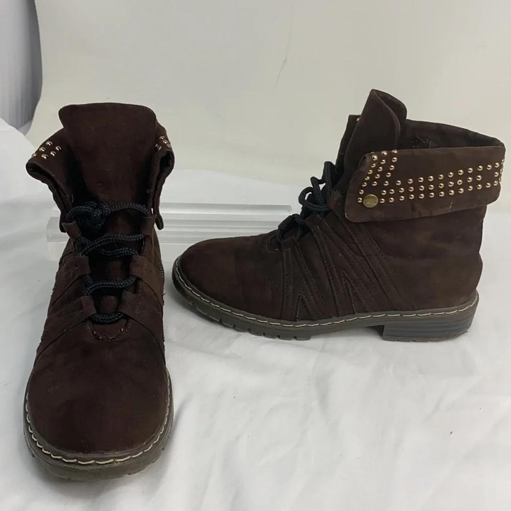 Stuart Weitzman Sz 1(US) Brown Yadastud Ankle Boot
